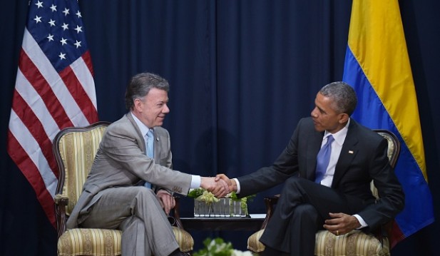 Presidents Juan Manuel Santos and Barack Obama