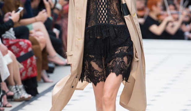 Slip Dress Burberry (Getty Images)