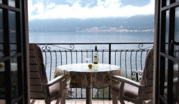 Airbnb Lake Como