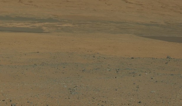 Photos of Mount Sharp taken by Curiosity rover