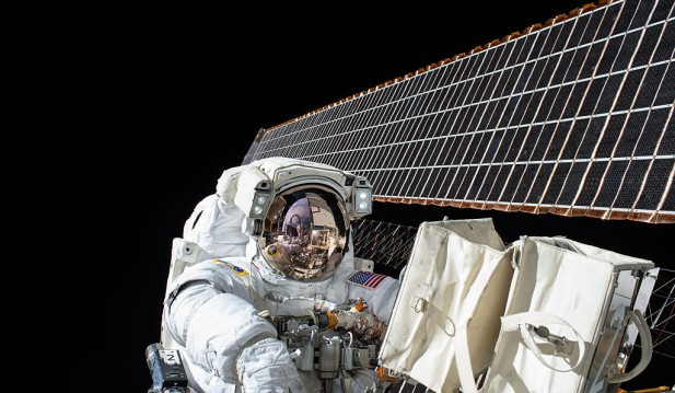 In Focus: Scott Kelly's Year In Space 