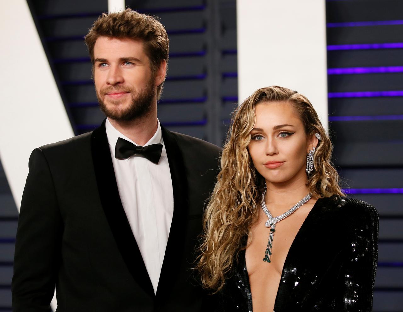 Miley Cyrus, Liam Hemsworth Divorce: 'Hannah Montana' Star Loses $1M