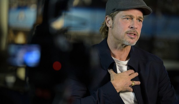 Brad Pitt Dumps Jennifer Aniston Again? Rumors Said He Kicked the 'Friends' Star Out of His Home