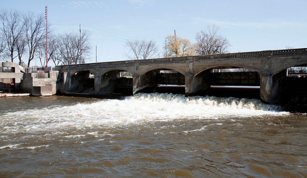 Criminal Charges Announced Over Flint Water Contamination Crisis