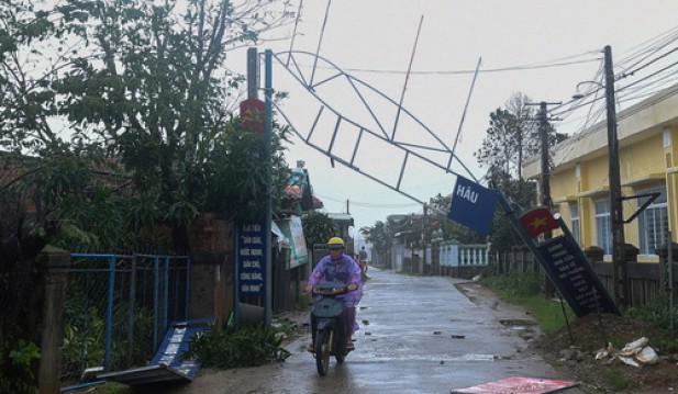 Typhoon Molave Makes Landfall in Vietnam, Some Areas in the Country Still Recovering From Massive Floods
