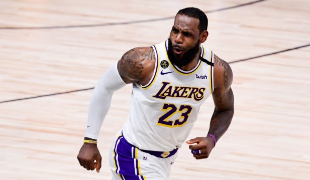 Lebron James Extends His Contract With LA Lakers