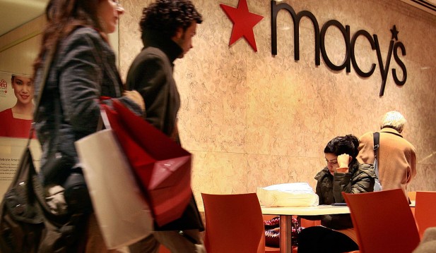 Macys To Slash 7000 Jobs In Order To Cut Costs
