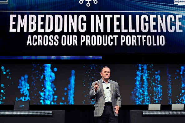 Why Intel CEO Bob Swan is Stepping Down to His Position, to Replace with VMware CEO Pat Gelsinger