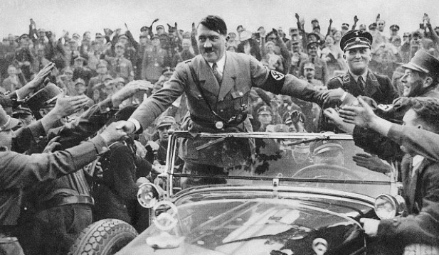 Hitler In Crowd