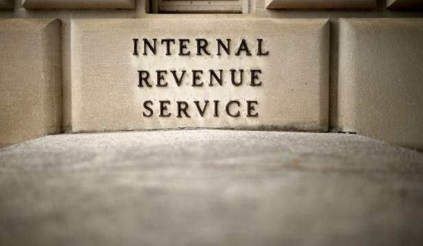 IRS Sends $1,400 Stimulus Checks' Final Batch. Here's When to Request Payment Trace
