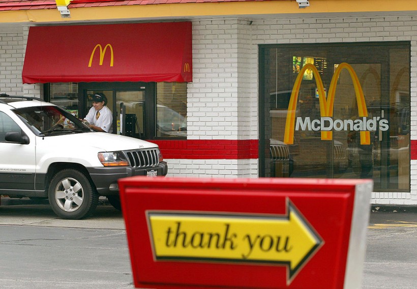 7-Year-Old Girl Dies, Father Severely Injured in Chicago McDonald's Drive-Thru