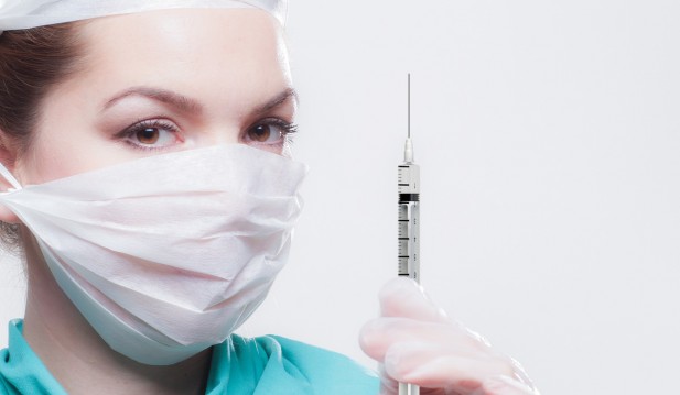 6 Vaccine Policy Tips for Restarting Your Business