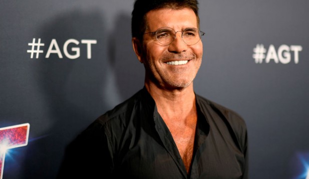 Simon Cowell Returns to America's Got Talent Show After Bike Crash; Pulls Out of Judging Duties In X Factor Israel