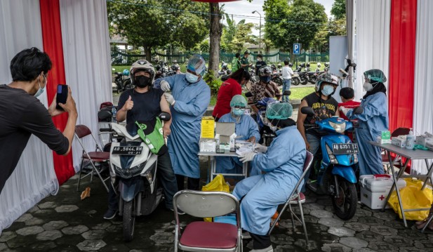 Mass Vaccination On Grounds Of Prambanan Temple