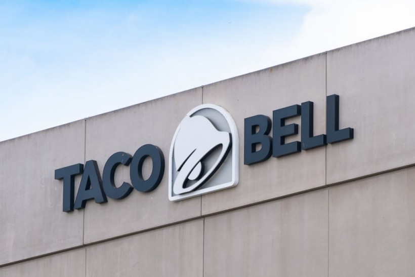 Alleged Arson Taco Bell Employees Play Fireworks That Cause Fire Emergency Situation Hngn 7021