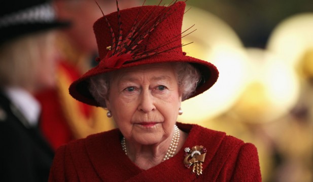 Palace is Furious as Queen Elizabeth's Secret Death Plans Leaked; Officials Launch Haunt for Culprit