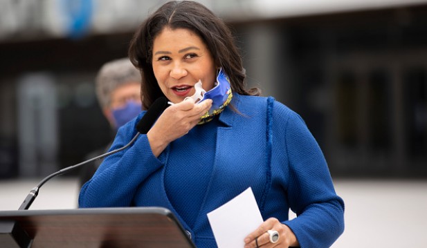 San Francisco Mayor London Breed Seen Dancing Maskless in Local Club As City Implements Strict CDC Mask Mandate