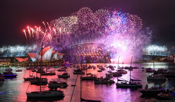 All About New Year 2022: From Countries That First, Last Celebrate to Best Fireworks Displays to Witness in the US!