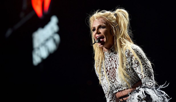 Why Britney Spears' Family, Friends Become More Concern About Her Behavior?