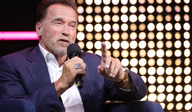 Pumped Up: Arnold Schwarzenneger Reveals He Had Pacemaker Implanted, Then Got Back to Work 