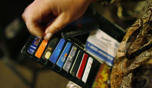 US Credit Card Bills Warning: Interest Rates Going Up Amid Inflation