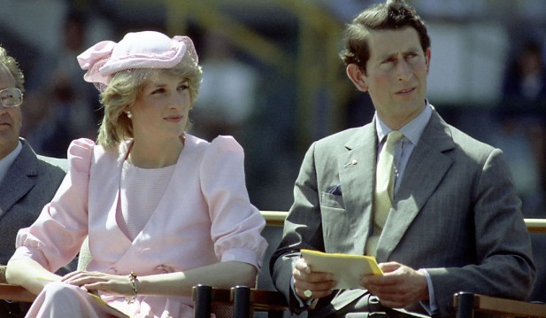 Prince Charles, Princess Diana's Engagement Photos Reveal Doomed Marriage; Future King Accused of Being 