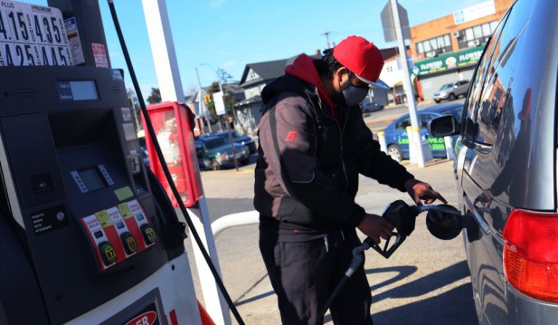 Gas Tax Suspension by State Revealed; West Virginia, California Propose Measures to Ease Oil Price Hike 