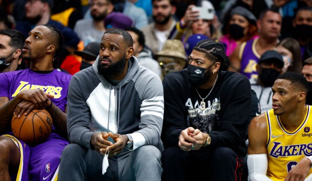 Is LeBron James Playing vs. Pelicans? Lakers Star Says He’s Hopeful