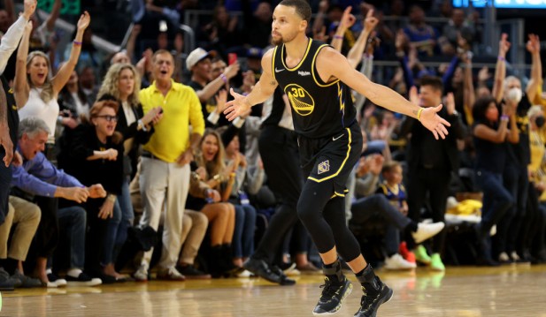Warriors Win Over Nuggets Despite Stephen Curry Coming Off The Bench