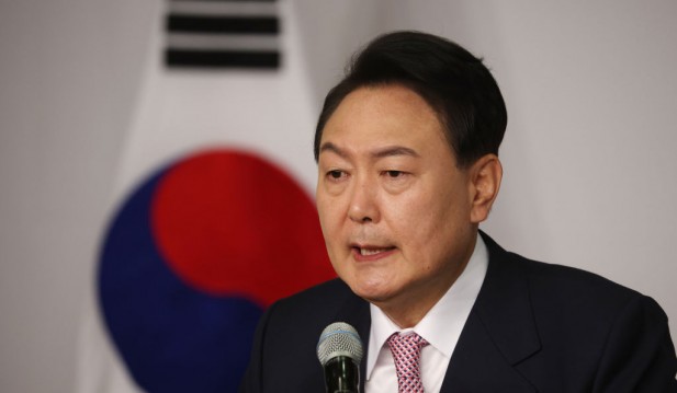 Yoon Suk Yeol Urges North Korea To Commit to Denuclearization as Pyongyang Poses Threats; New President Says South Korea Is Open for Talks 