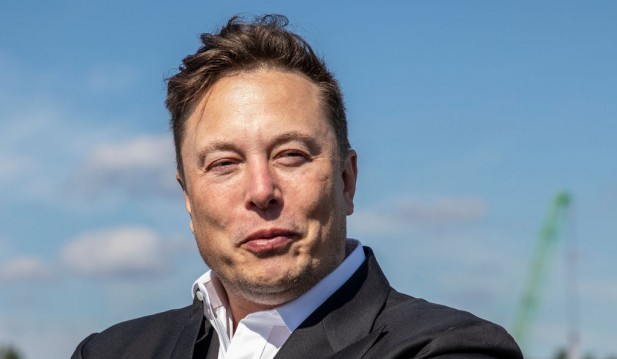 Elon Musk Fires Back at ‘Wild Accusations’ of Sexual Assault by SpaceX Flight Attendant: “Utterly Untrue” 