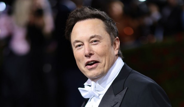 Elon Musk Could Beat Jeff Bezos to Trillionaire Status by 6 Years Earlier: Report