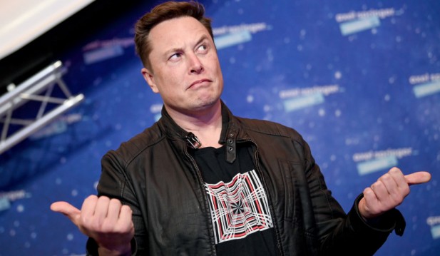 https://www.gettyimages.com/detail/news-photo/spacex-owner-and-tesla-ceo-elon-musk-arrives-on-the-red-news-photo/1229892852?adppopup=true