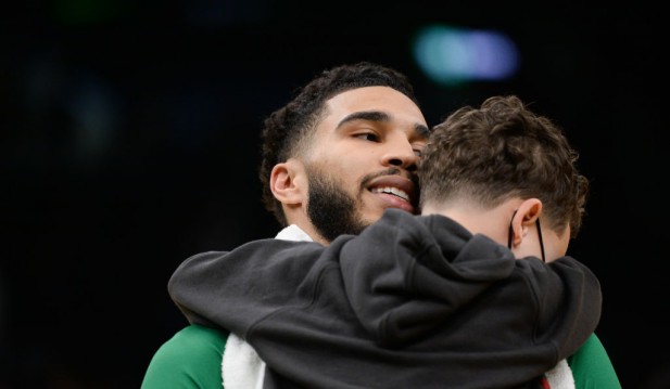 Best Father's Day Gift: Jayson Tatum's Dad Wrote a Heartfelt Message To Celtics Superstar Depite NBA Finals Loss