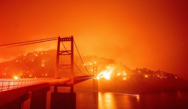 California Wildfires: What Caused Destructive Yosemite Fire That Forced Evacuation of 6000 People?