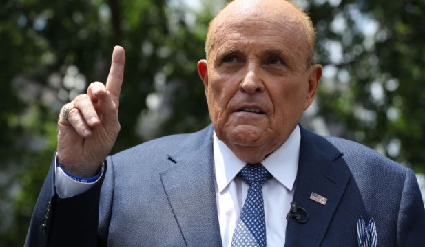 Rudy Guiliani Is Targeted in Georgia Election Interference Probe; Ex-FBI Official Claims Charges Against Former NY Mayor Are Likely 