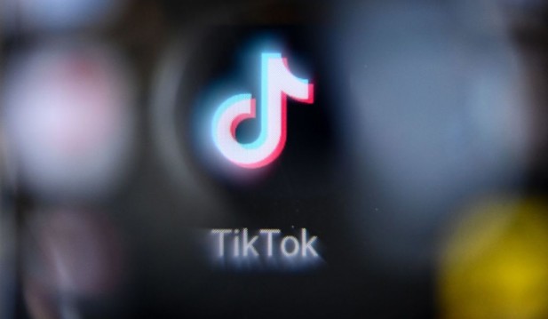 14 -Year-Old Girl Dies While Recording TikTok Dance Video as Fellow Minor Shoots Her
