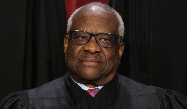  Judge Clarence Thomas Temporarily Blocks Order Telling Lindsey Graham To Testify Before Georgia Grand Jury
