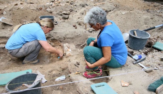 Russian Archaeologists' Amazing Find of a 2,100-Year-Old Burial Containing Aphrodite ‘Priestess’ in Black Sea Coast