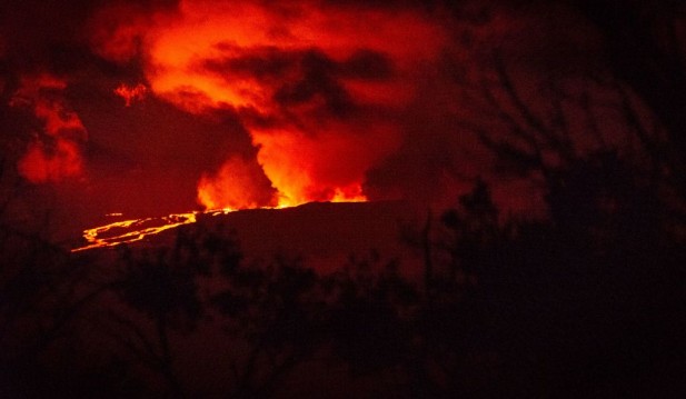Hawaii: As Mauna Loa Erupts, People Suggest Ways To Stop Lava Flow; Here's What Experts Say