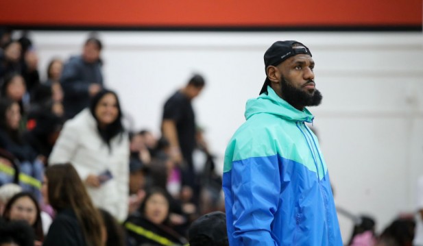LeBron James Calls Out Media for Asking Him Kyrie Irving Questions in the Past But Mum on Jerry Jones Photo Controversy