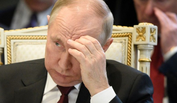 Vladimir Putin Struggles in War Effort as Public Support for Military Dwindles, Leaked Kremlin Documents Suggest
