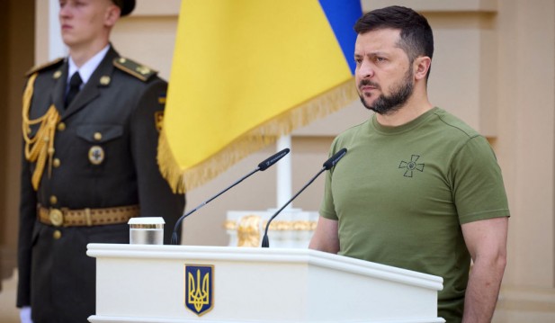 Russia-Ukraine War: Moscow and Kyiv Exchange 60 POW as Zelensky Visits Troops in Donbas 
