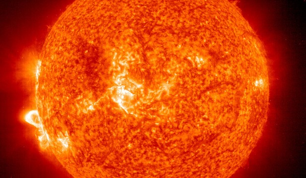 NASA Captures Image of Sun's Powerful X-Class Solar Flare Capable of Disrupting Earth's Magnetic Field