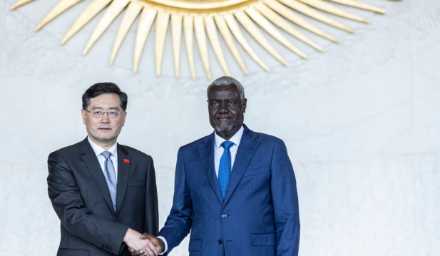 Chinese Foreign Minister Takes a Swipe at US Allegations Concerning Debt Traps After African Union Snub 