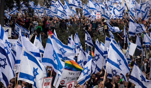 Thousands of Israeli Protest Over Benjamin Netanyahu's 'Judicial Reforms'