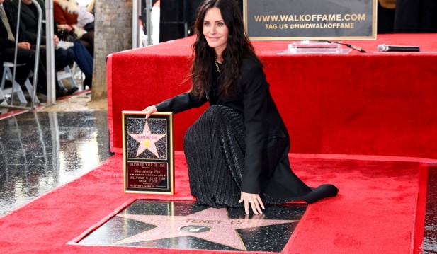 Did Courtney Cox Gave Prince Harry Psychedelic Drugs at Her House?