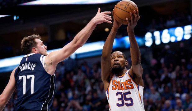 NBA: Suns’ Kevin Durant, Mavs’ Luka Doncic Suffer Scary Injuries