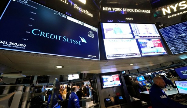 US Stocks Tumble as Bank Stability Fears  Reach Europe