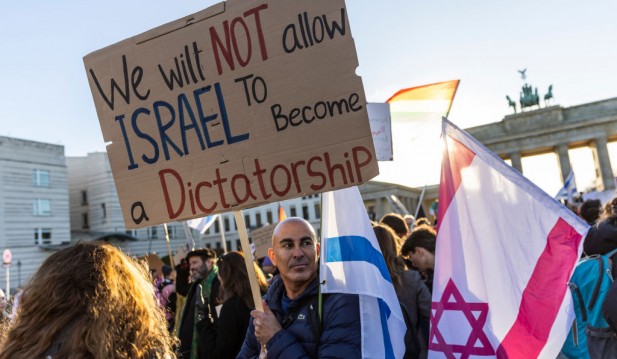 New Israel Protests Erupt After Netanyahu Rejects Judicial Reform Compromise